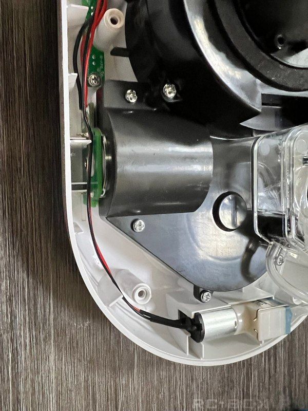 Ремонт робота-мойщика окон DEXP M270S