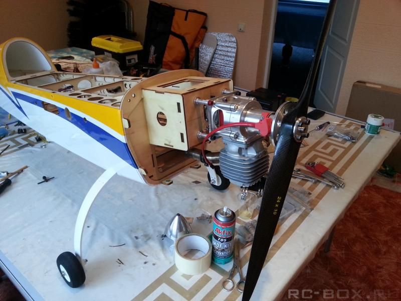 AeroWorks 50cc EXTRA 300 ARF-QB Quick Build